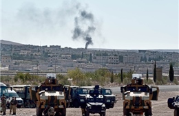 Liên quân không kích IS ở Kobane